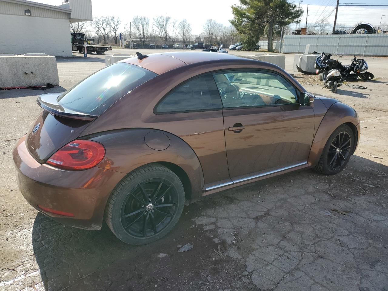 2016 Volkswagen Beetle - Image 3