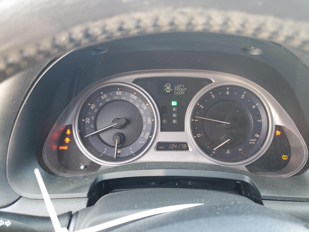 2006 Lexus IS - Image 9