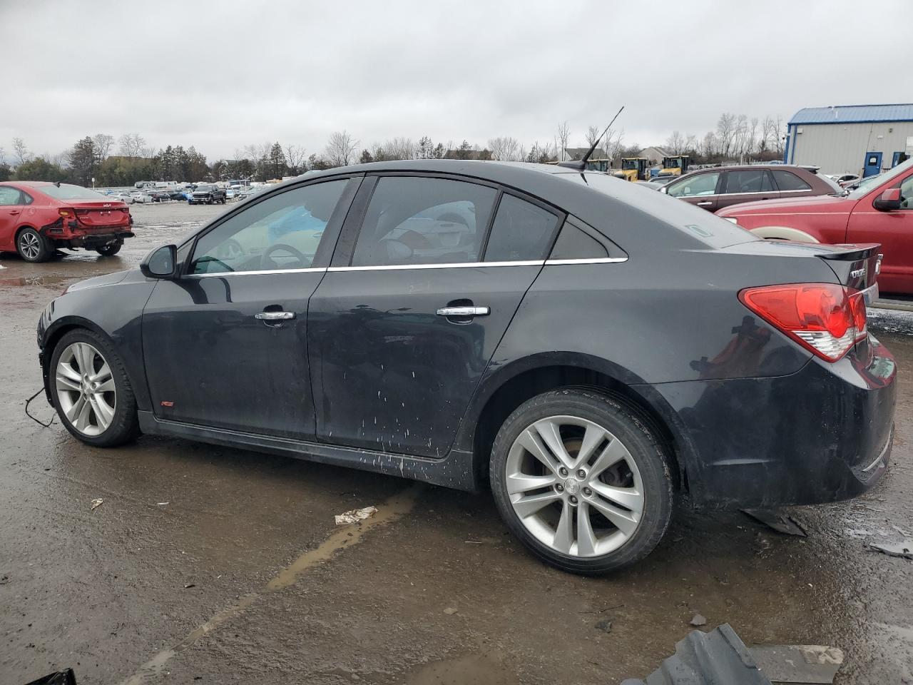 2013 Chevrolet Cruze - Image 2