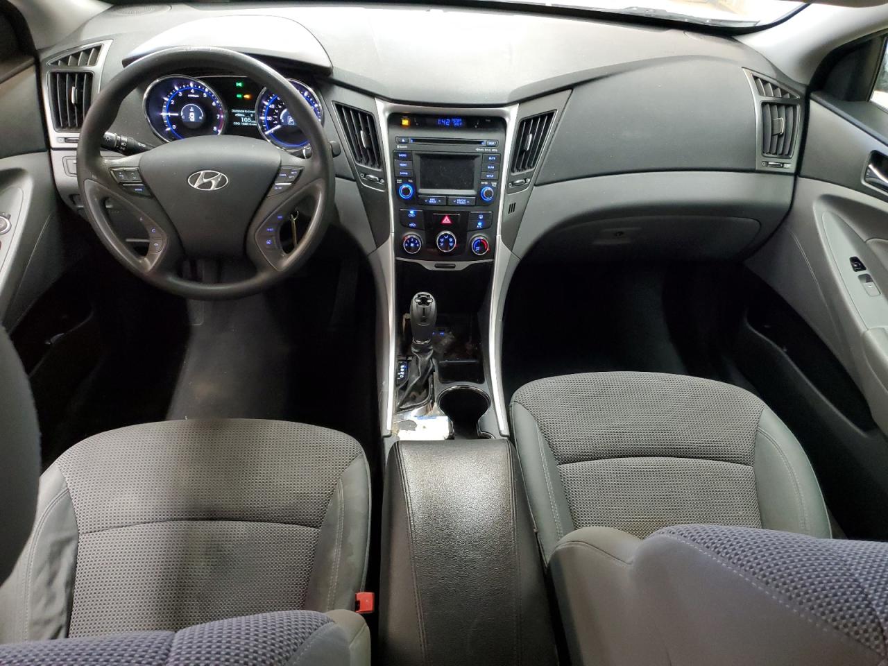 2014 Hyundai Sonata - Image 8