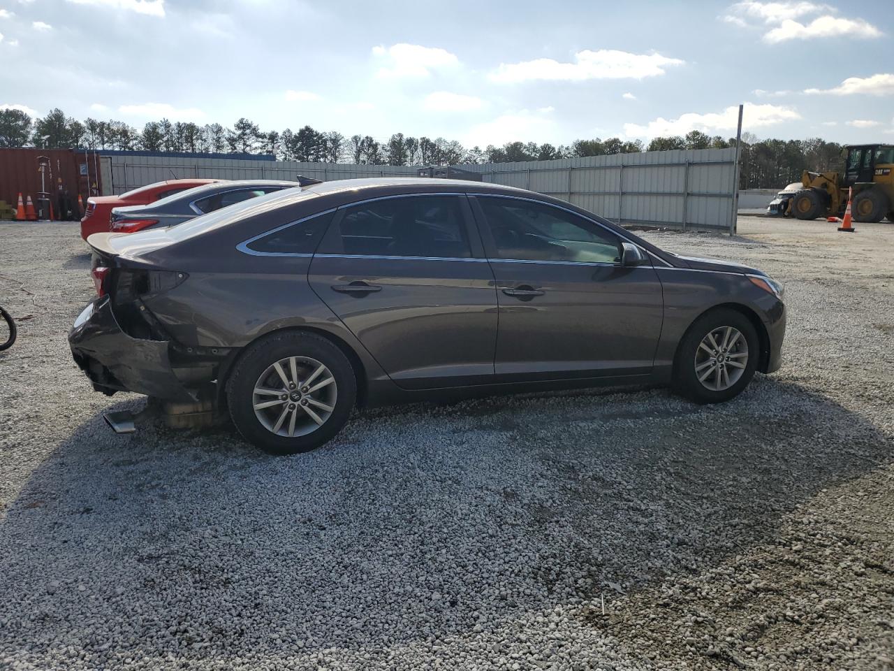 2016 Hyundai Sonata - Image 3