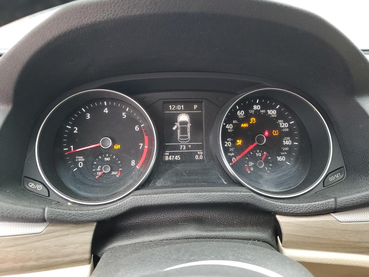 2017 Volkswagen Passat - Image 9