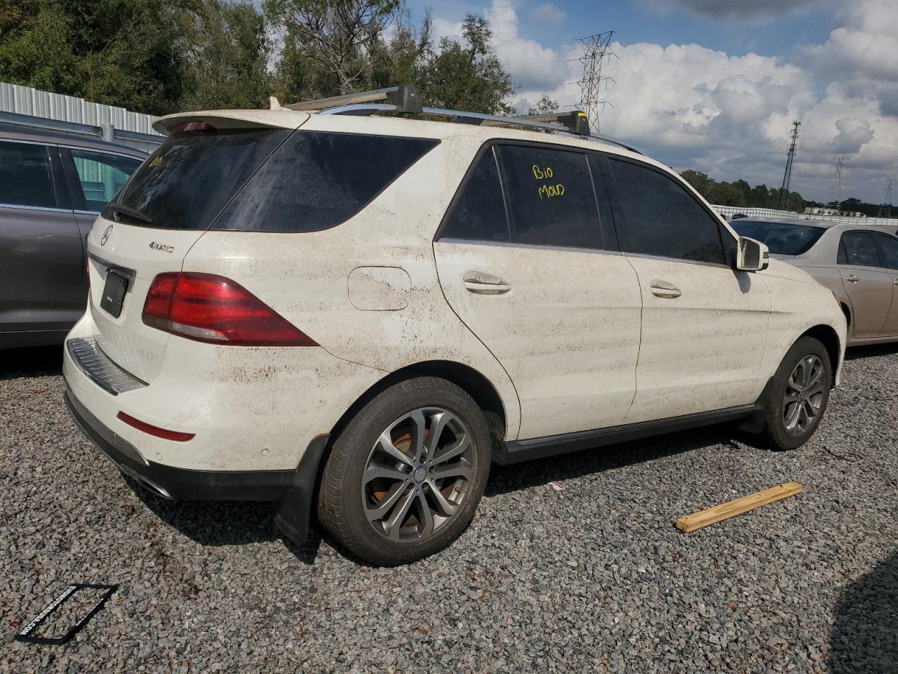 2016 Mercedes-Benz GLE - Image 3