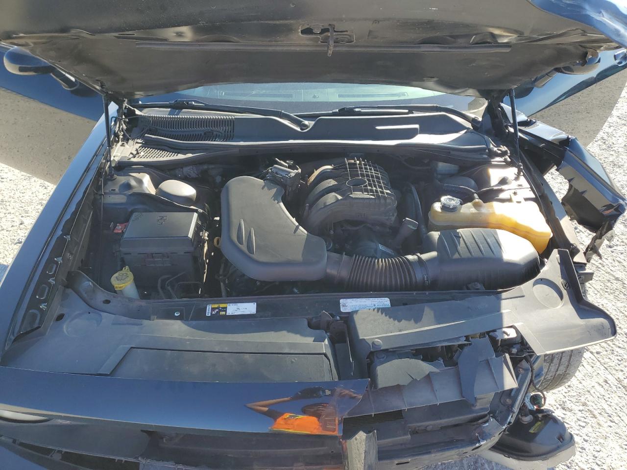 2013 Dodge Challenger - Image 11