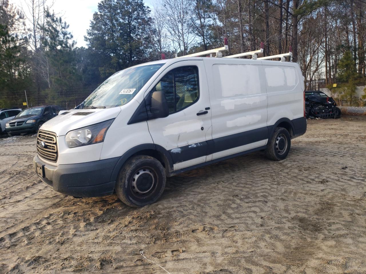 Seaford, DE에서 판매 중인 2017 Ford Transit T-150 - Side
