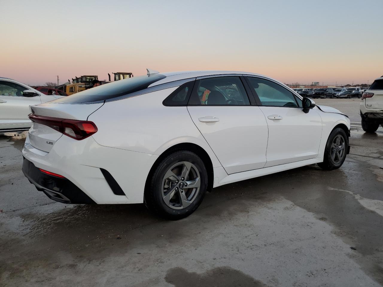 2021 Kia K5 - Image 3
