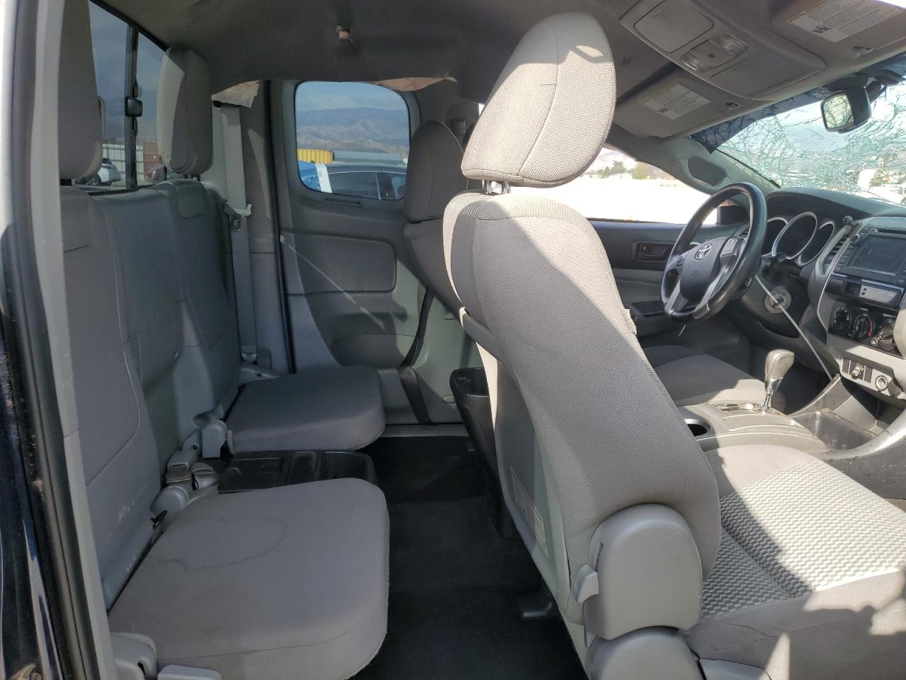 2013 Toyota Tacoma - Image 10
