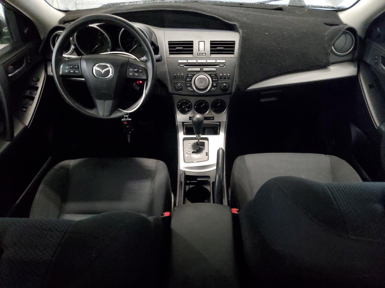 2010 Mazda 3 - Image 8