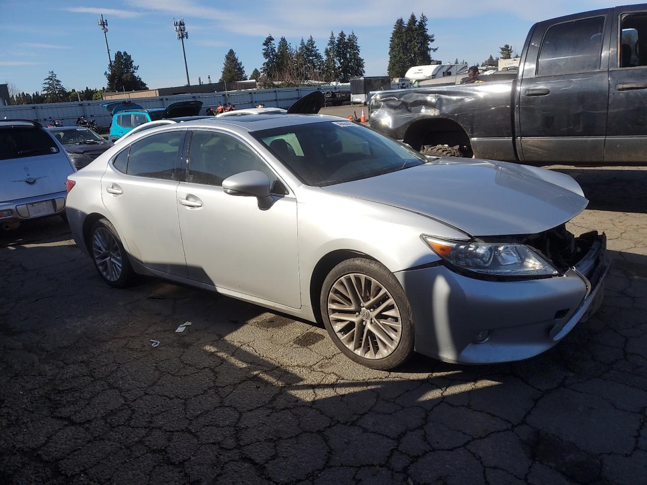 2014 Lexus ES - Image 4