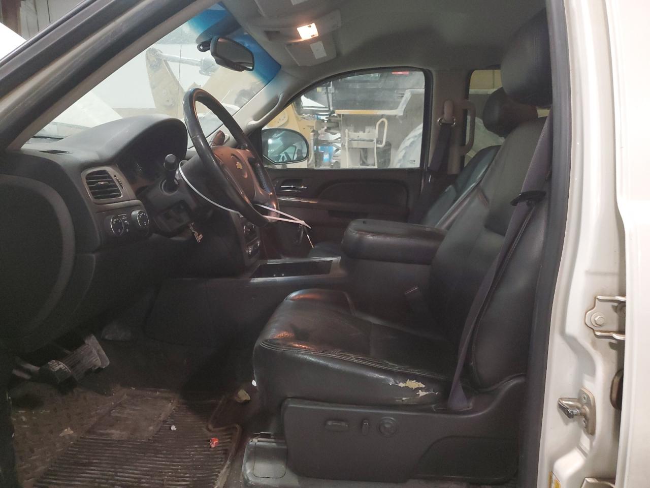 2012 Chevrolet Silverado - Image 7