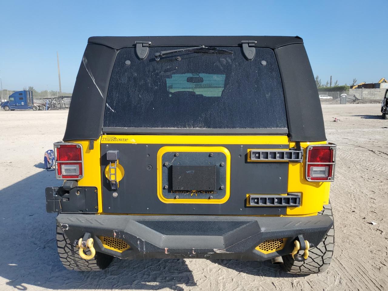 2015 Jeep Wrangler - Image 6