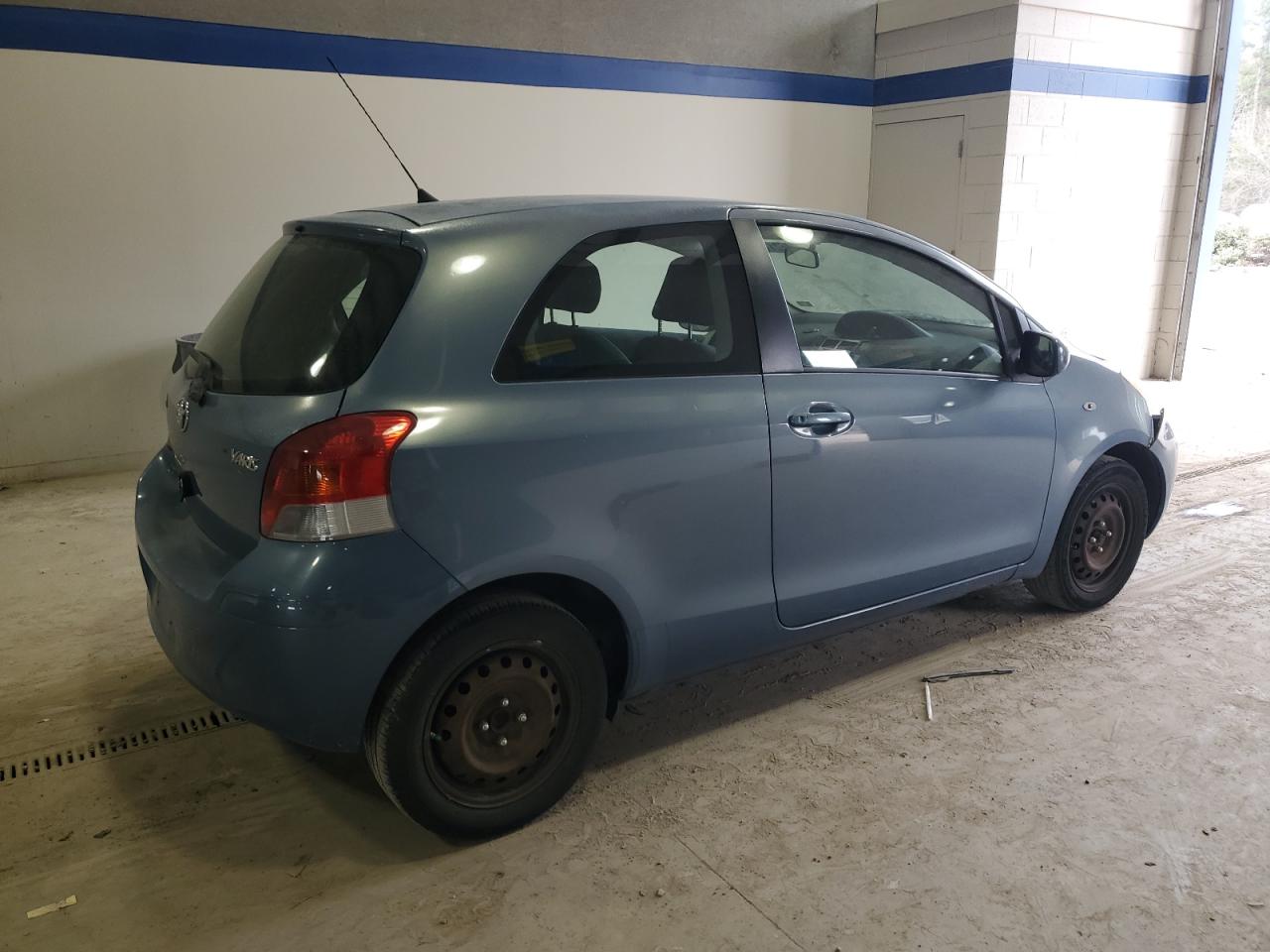 2010 Toyota Yaris - Image 3