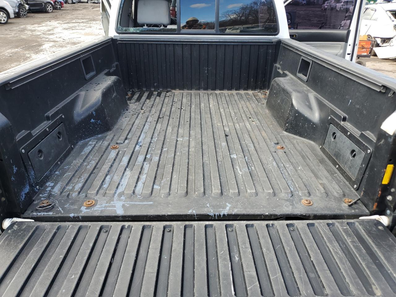 2009 Toyota Tacoma - Image 11