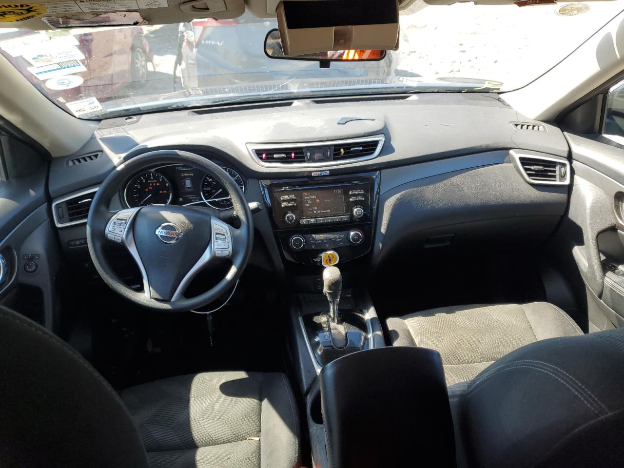 2015 Nissan Rogue - Image 8