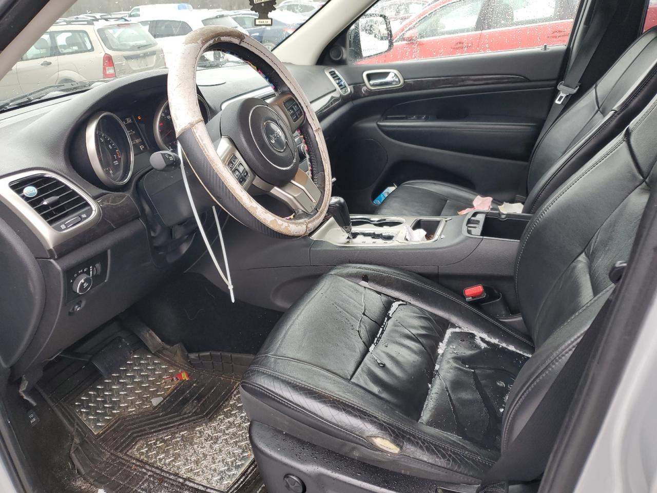 2011 Jeep Grand Cherokee - Image 7