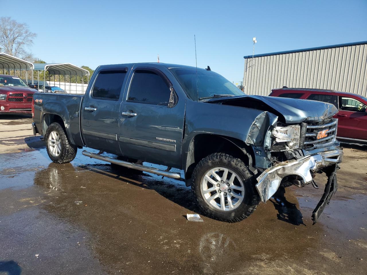 2013 GMC Sierra - Image 4