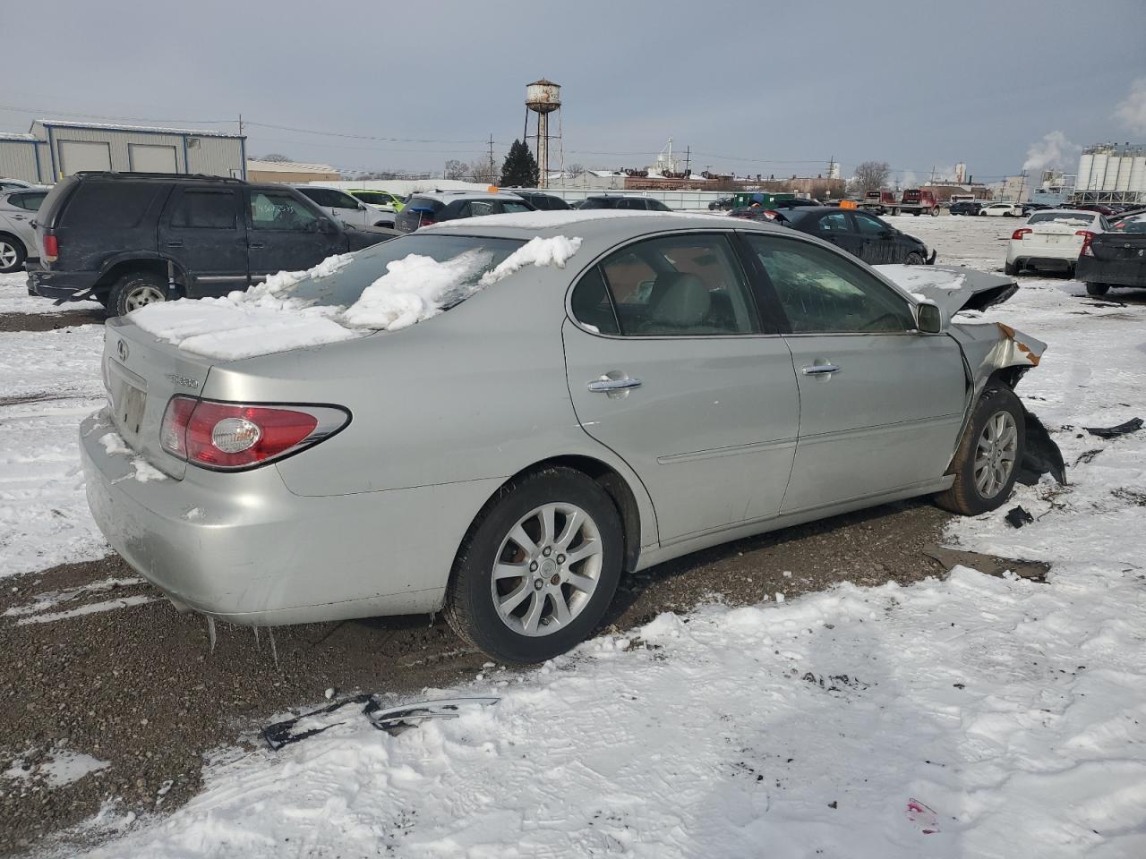 2004 Lexus ES - Image 3