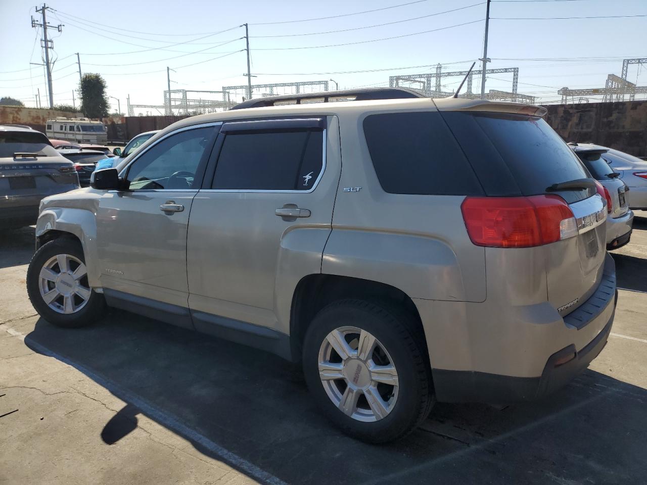 2014 GMC Terrain - Image 2