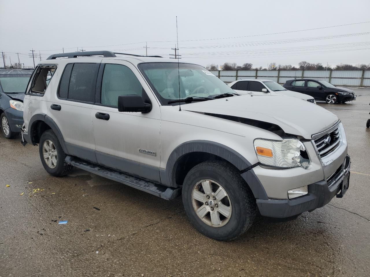 2006 Ford Explorer - Image 4