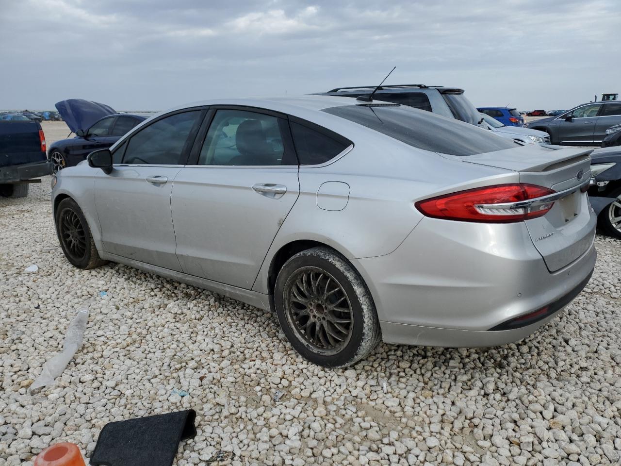 2018 Ford Fusion - Image 2