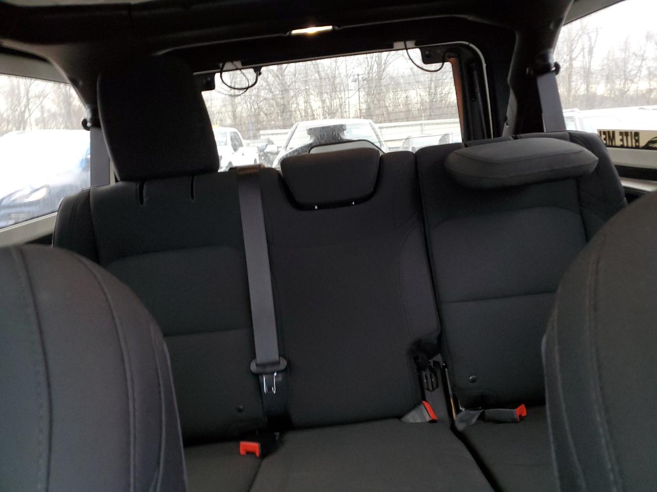 2018 Jeep Wrangler - Image 10