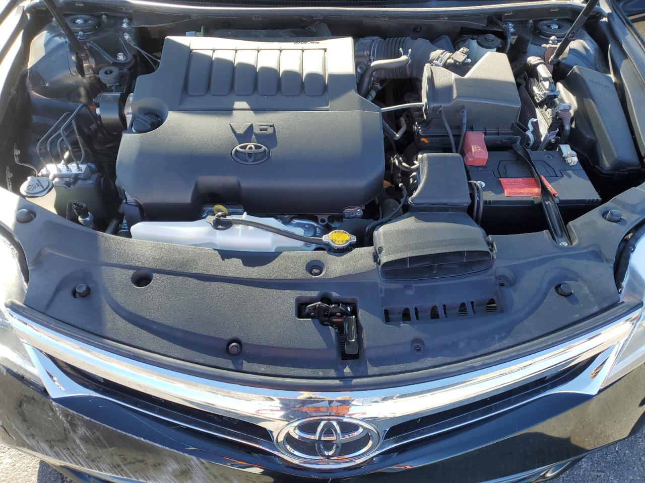 2014 Toyota Avalon - Image 11