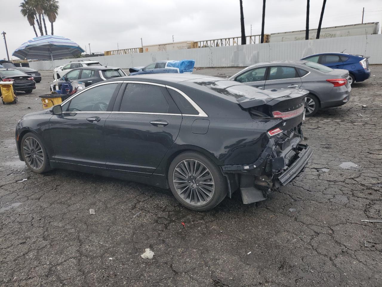 2015 Lincoln MKZ - Image 2
