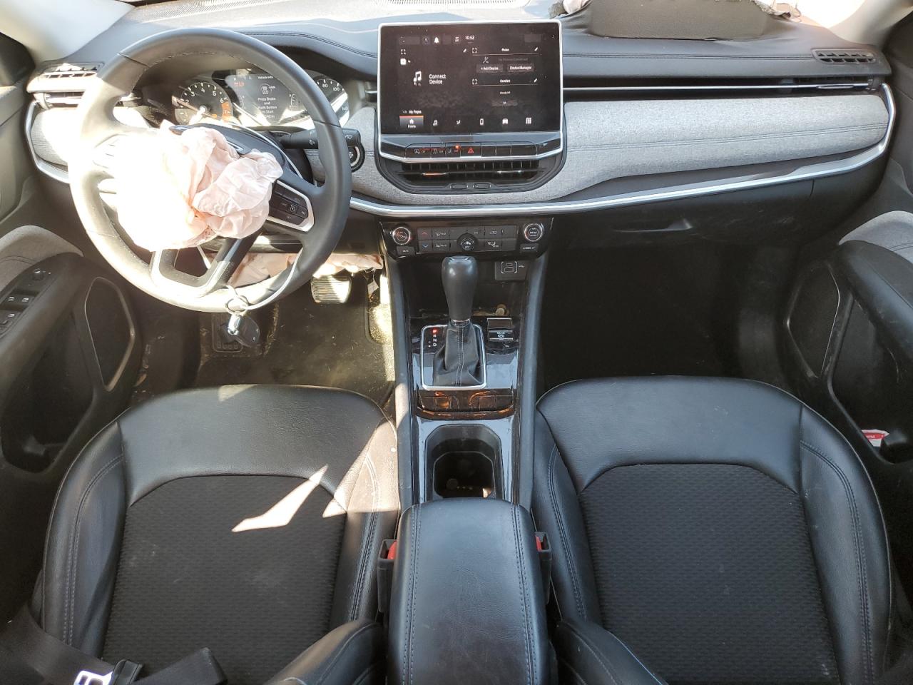 2022 Jeep Compass - Image 8