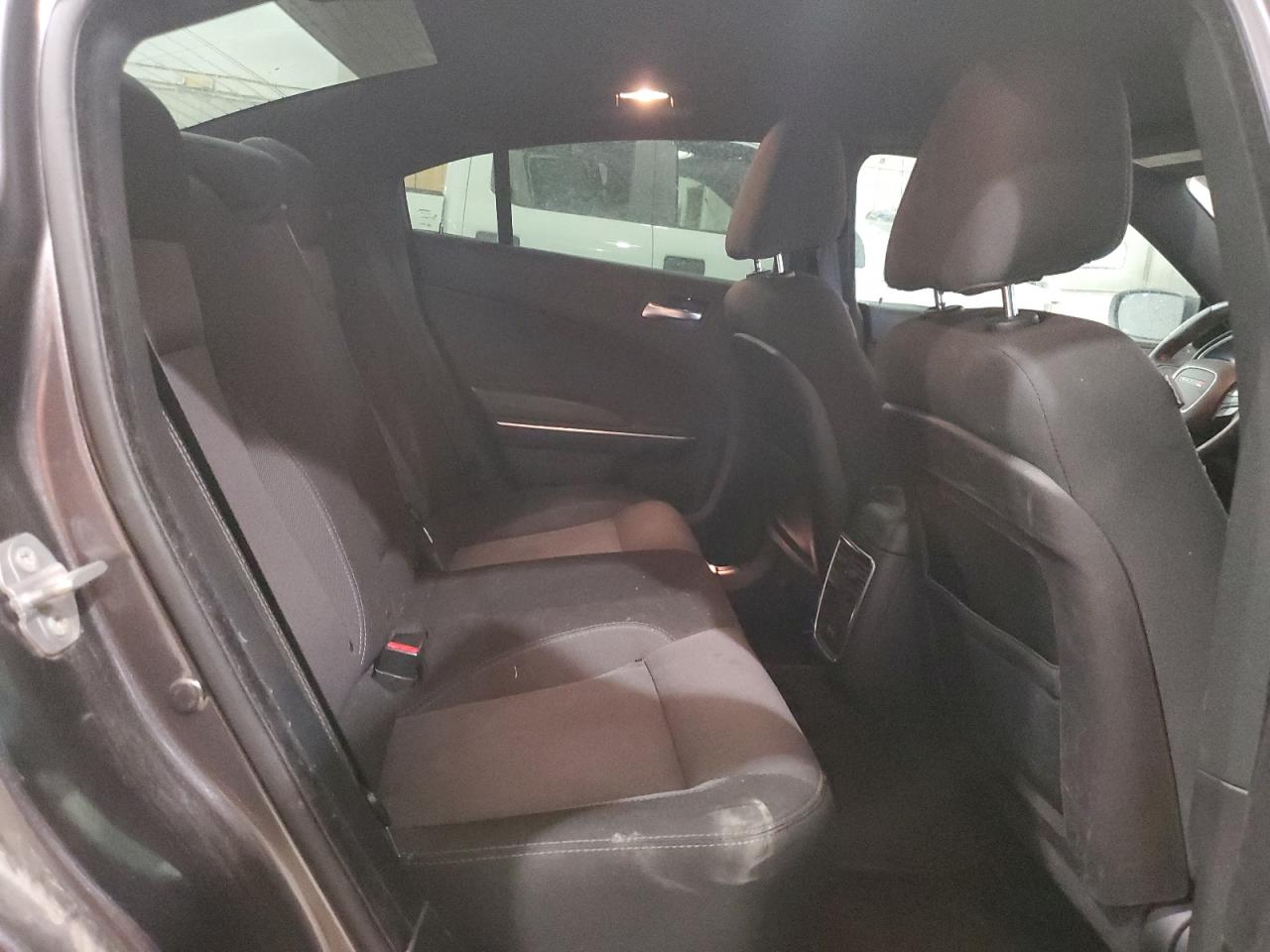 2016 Dodge Charger - Image 10