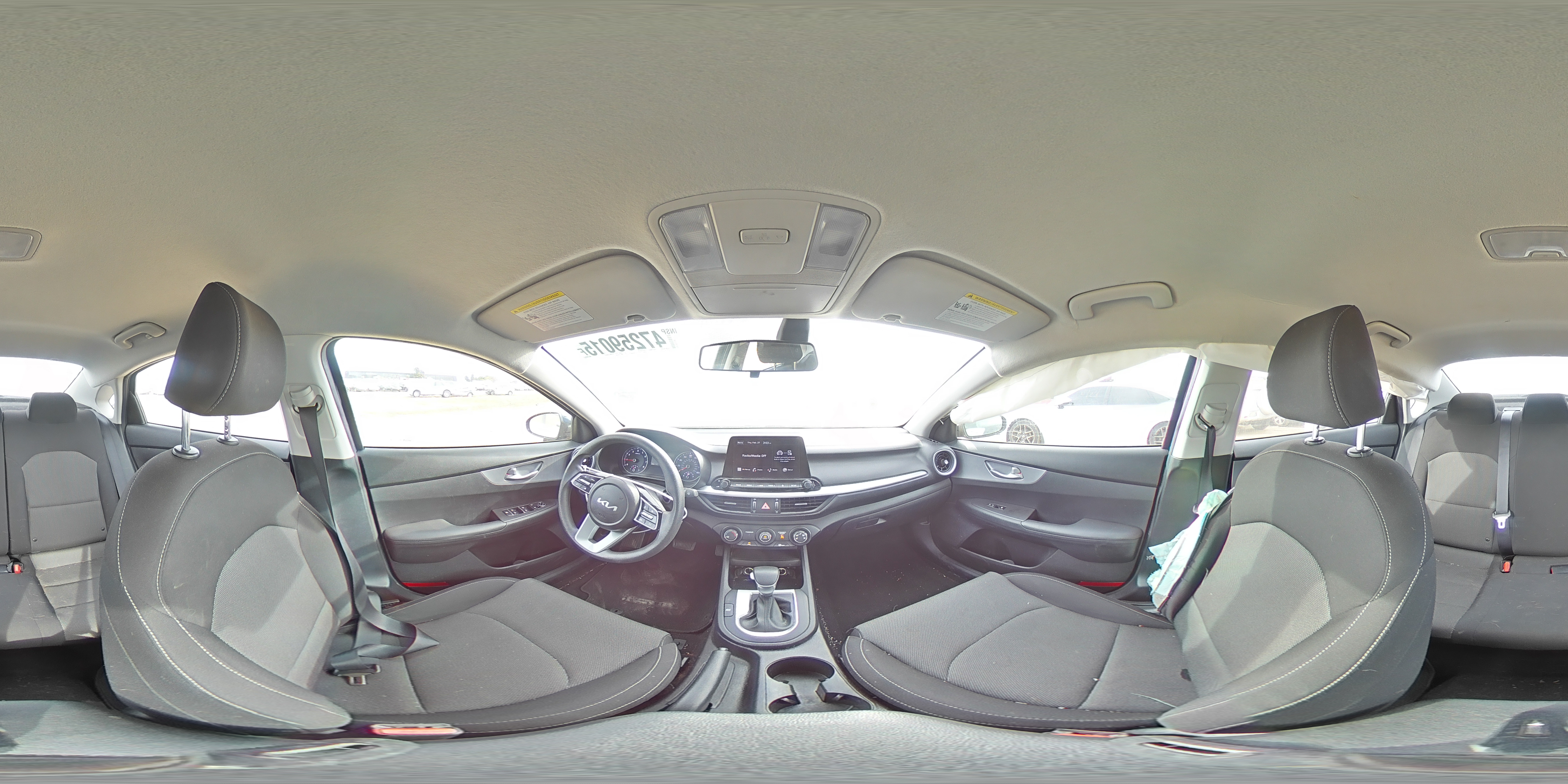 2023 Kia Forte - Image 12