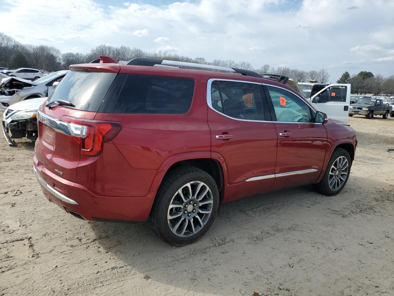 2021 GMC Acadia - Image 3