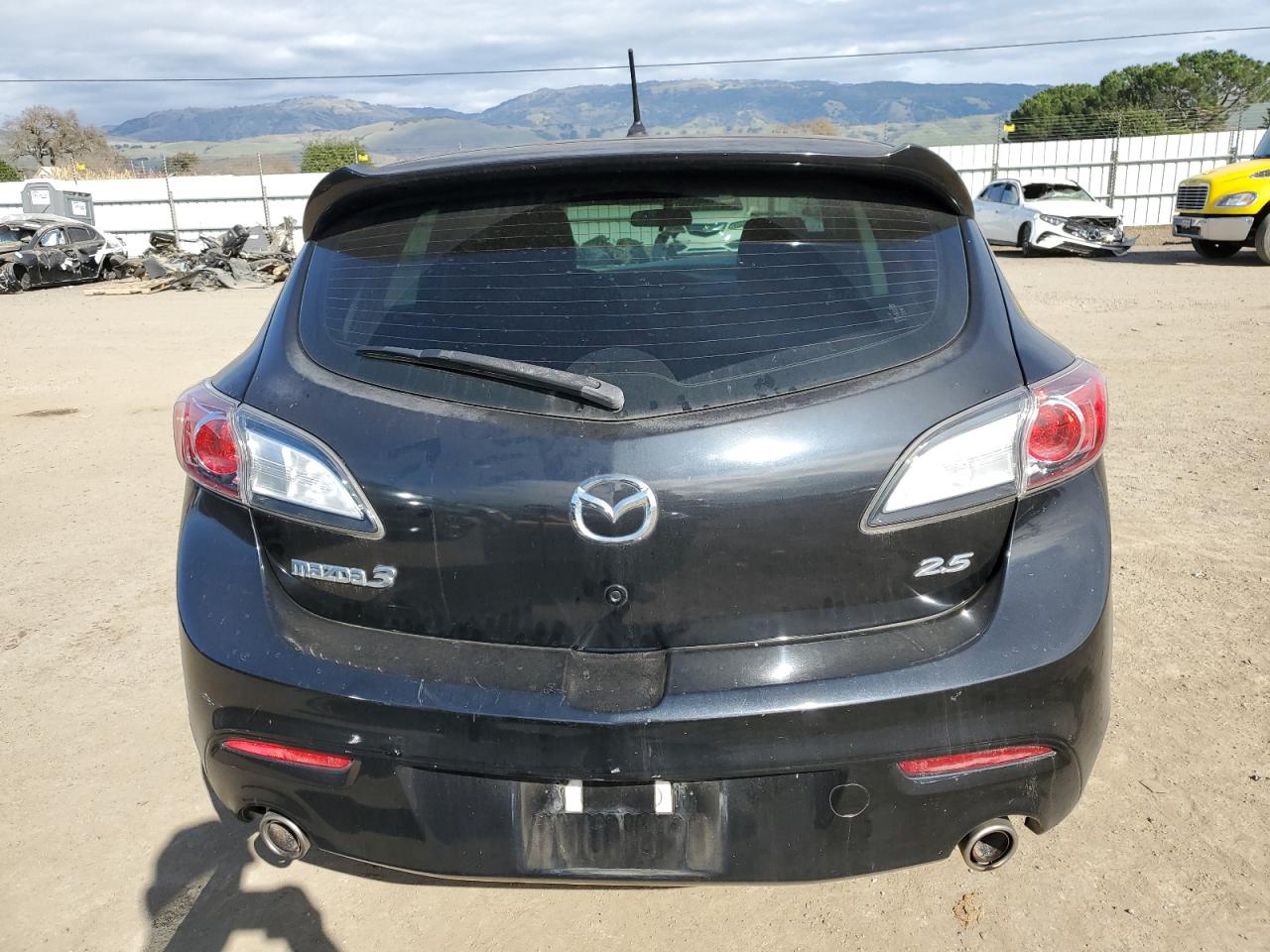 2011 Mazda 3 - Image 6