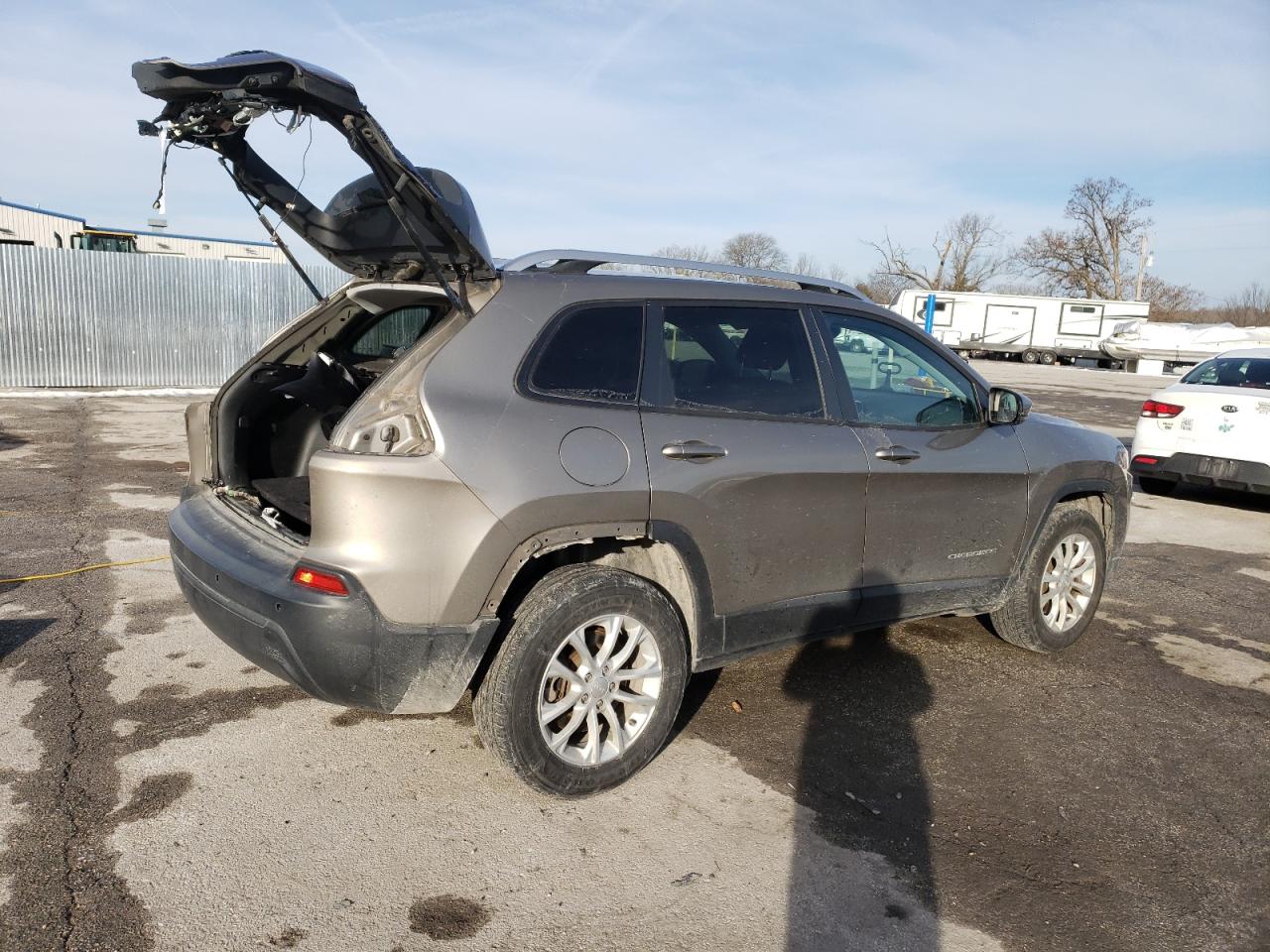 2020 Jeep Grand Cherokee - Image 3