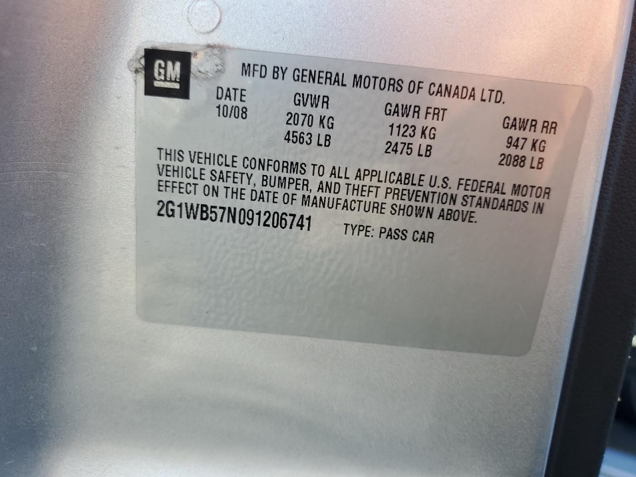 2009 Chevrolet Impala - Image 12