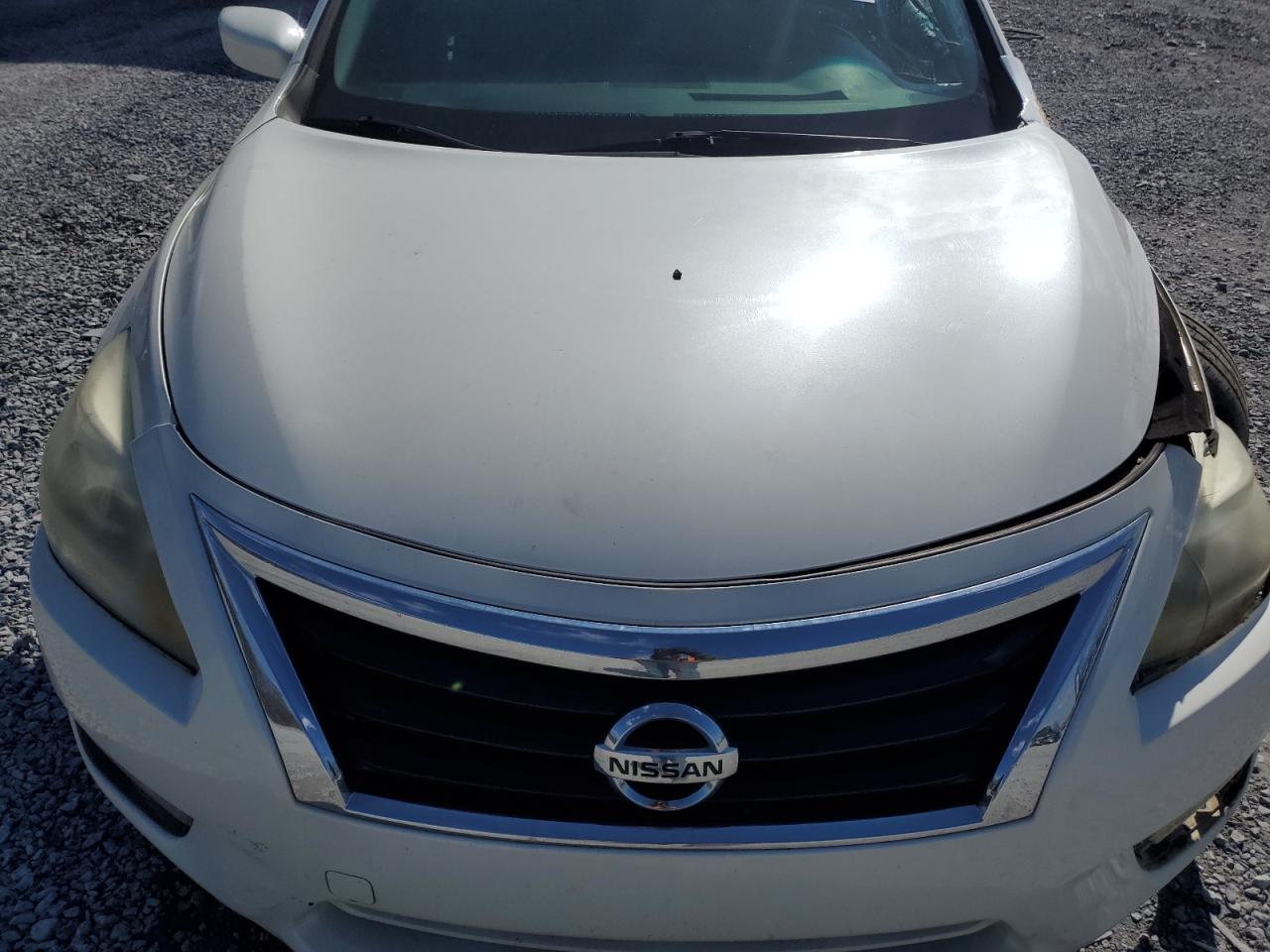 2015 Nissan Altima - Image 13