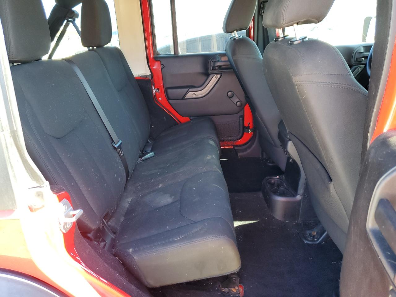 2015 Jeep Wrangler - Image 12