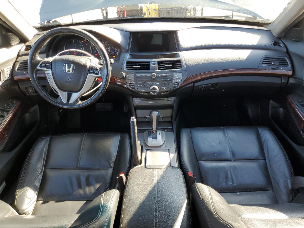 2010 Honda Accord - Image 8