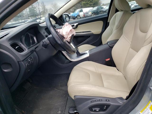  VOLVO S60 2018 Silver