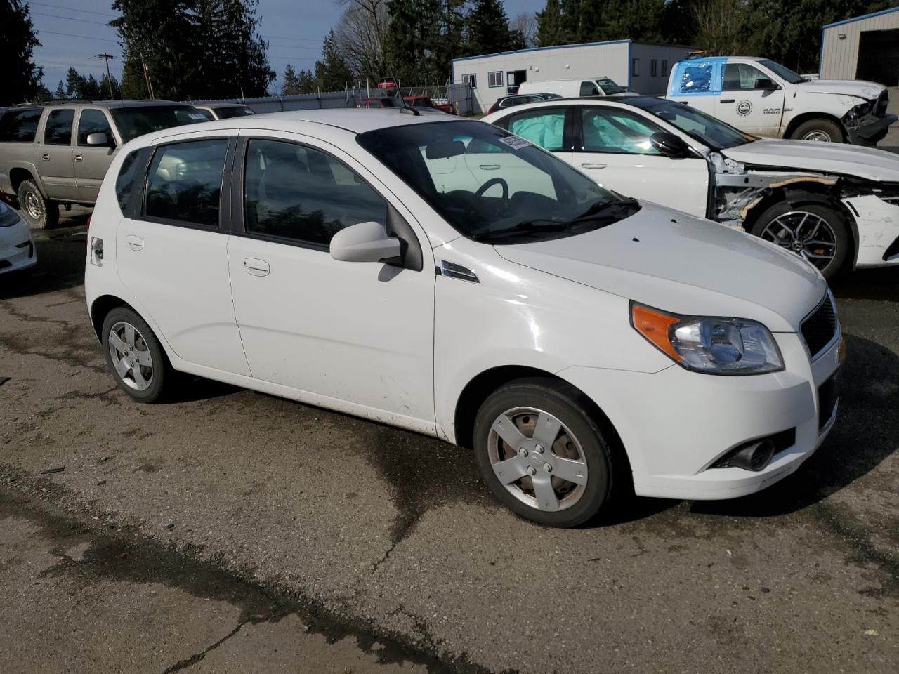 2010 Chevrolet Aveo - Image 4