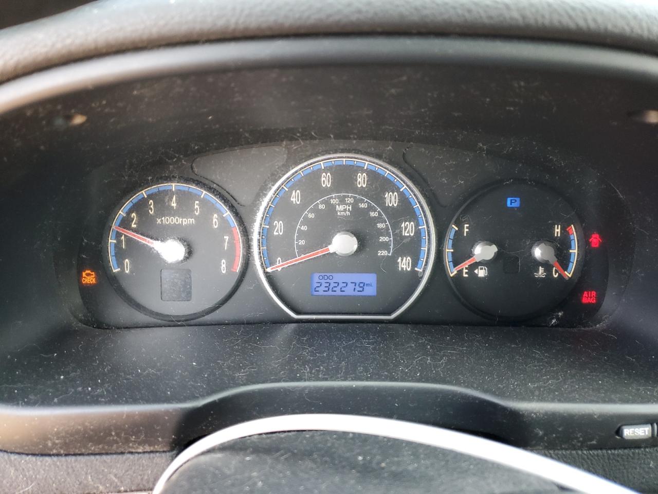 2008 Hyundai Santa Fe - Image 9