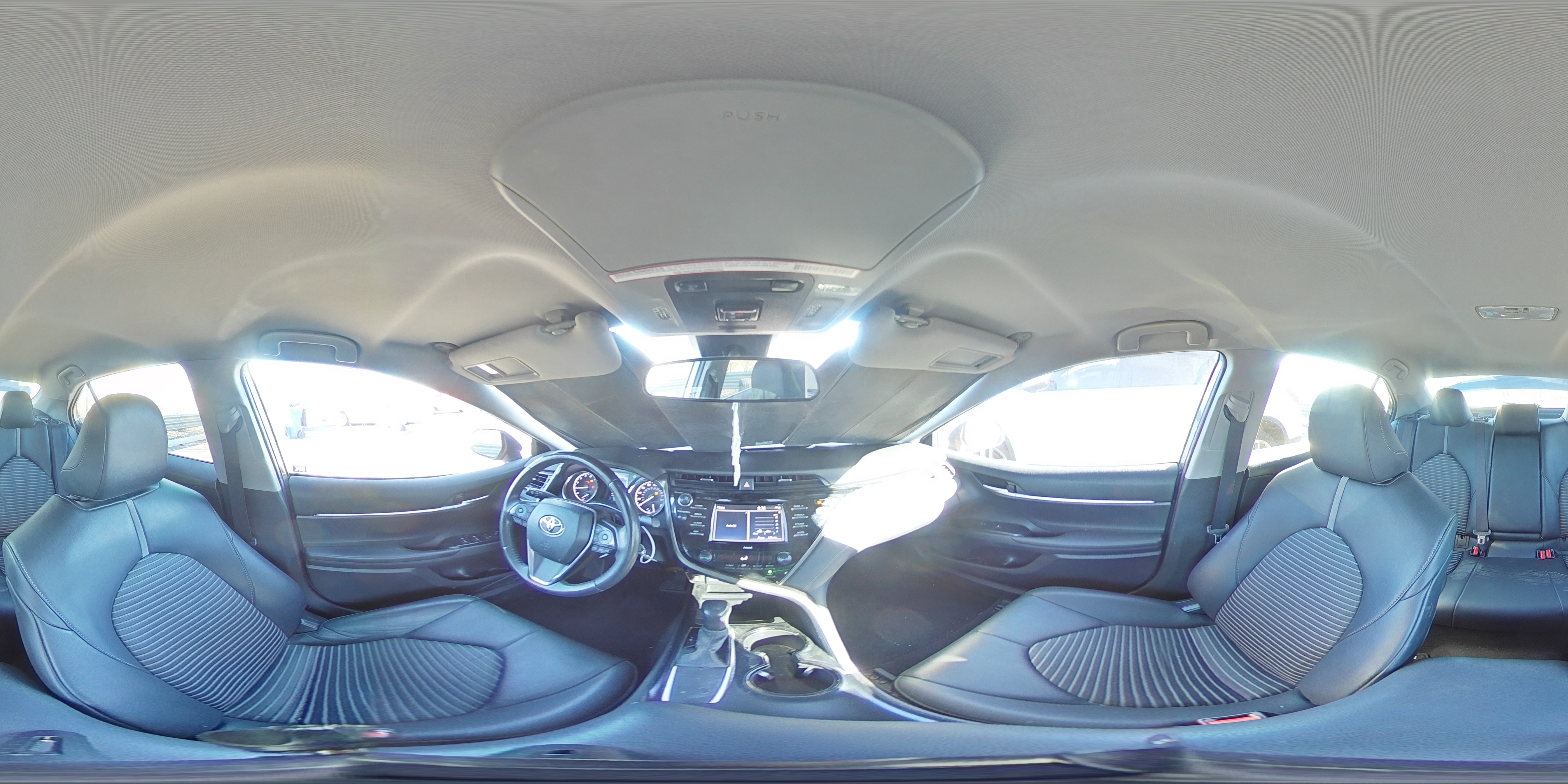 2020 Toyota Camry - Image 13