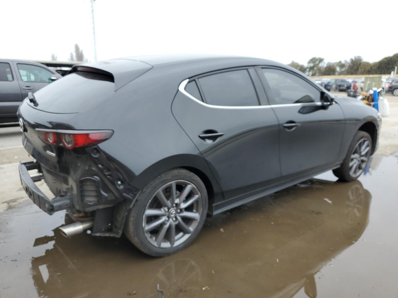 2021 Mazda 3 - Image 3
