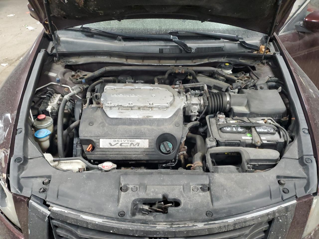 2010 Honda Accord - Image 13