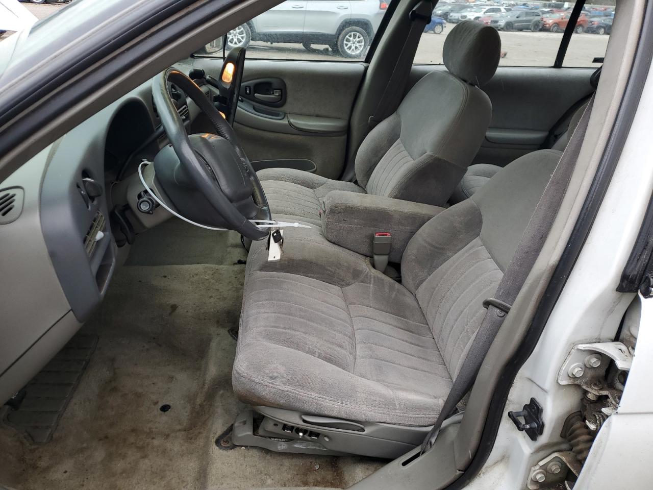1998 Chevrolet Lumina - Image 7