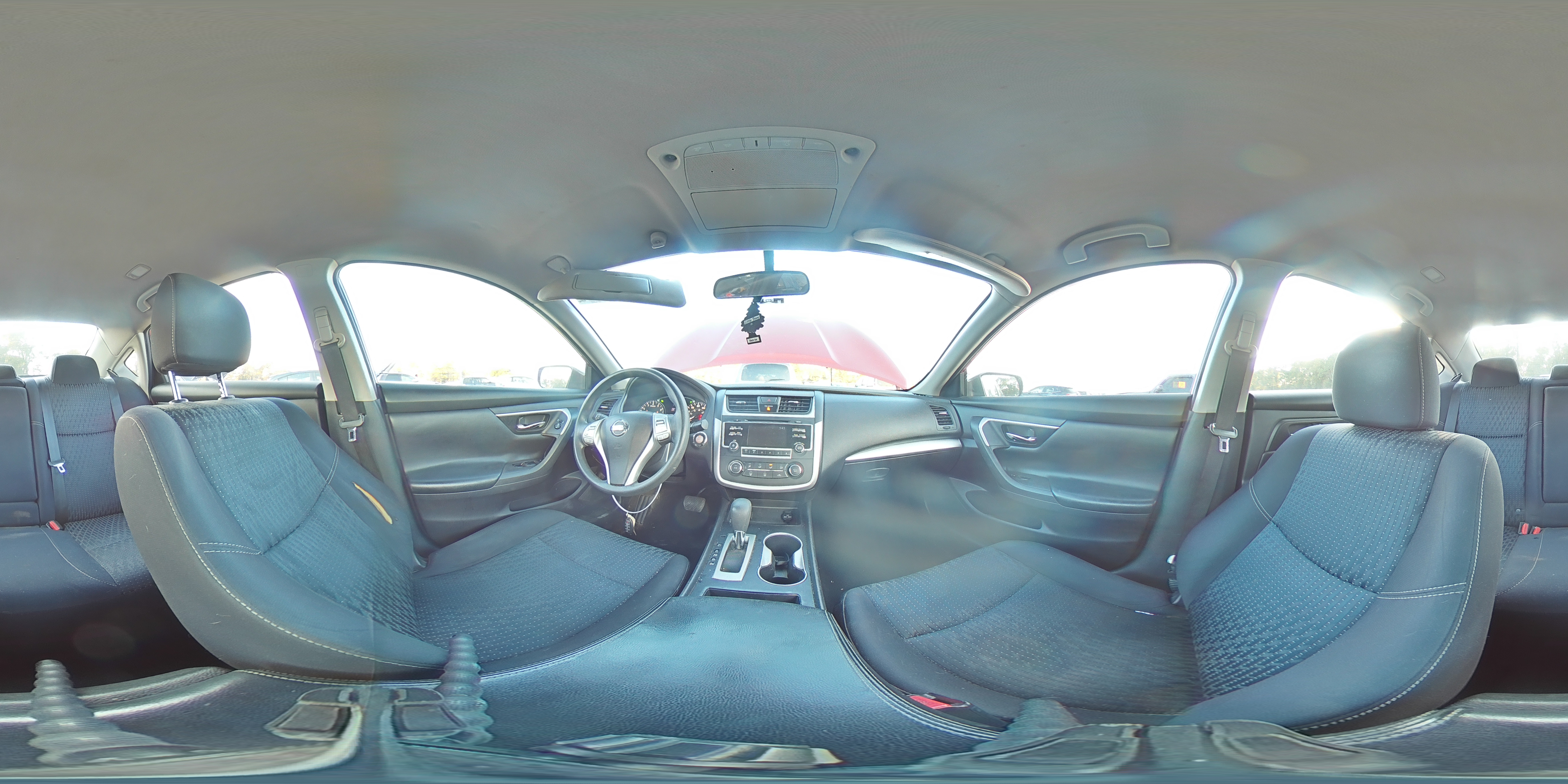 2016 Nissan Altima - Image 12