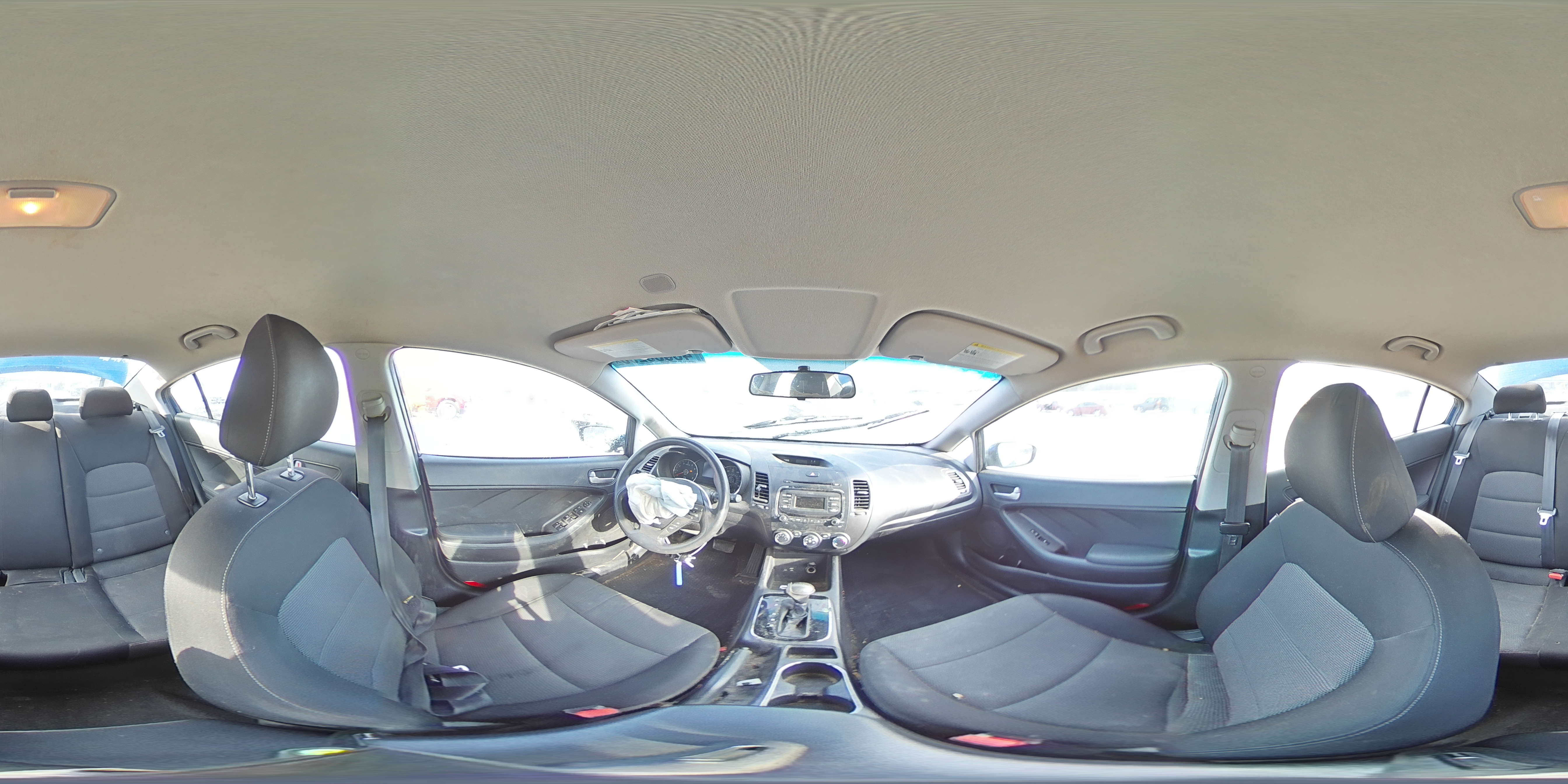 2017 Kia Forte - Image 12