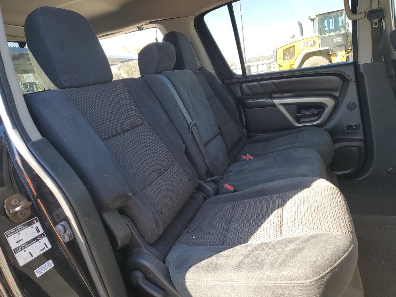 2015 Nissan Armada - Image 11