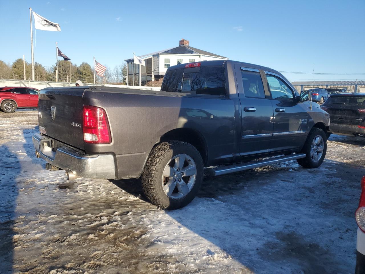 2015 RAM 1500 - Image 3