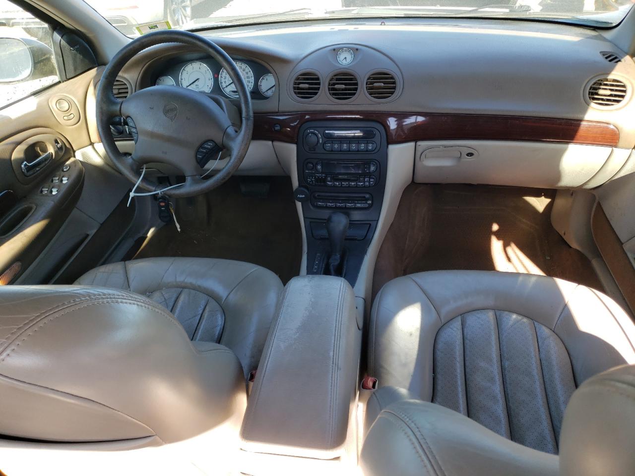 2000 Chrysler 300 - Image 8