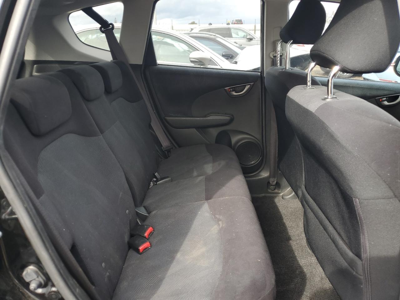 2009 Honda Fit - Image 10